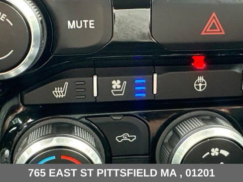 Used 2021 RAM 1500 Laramie AWD/4WD image 26