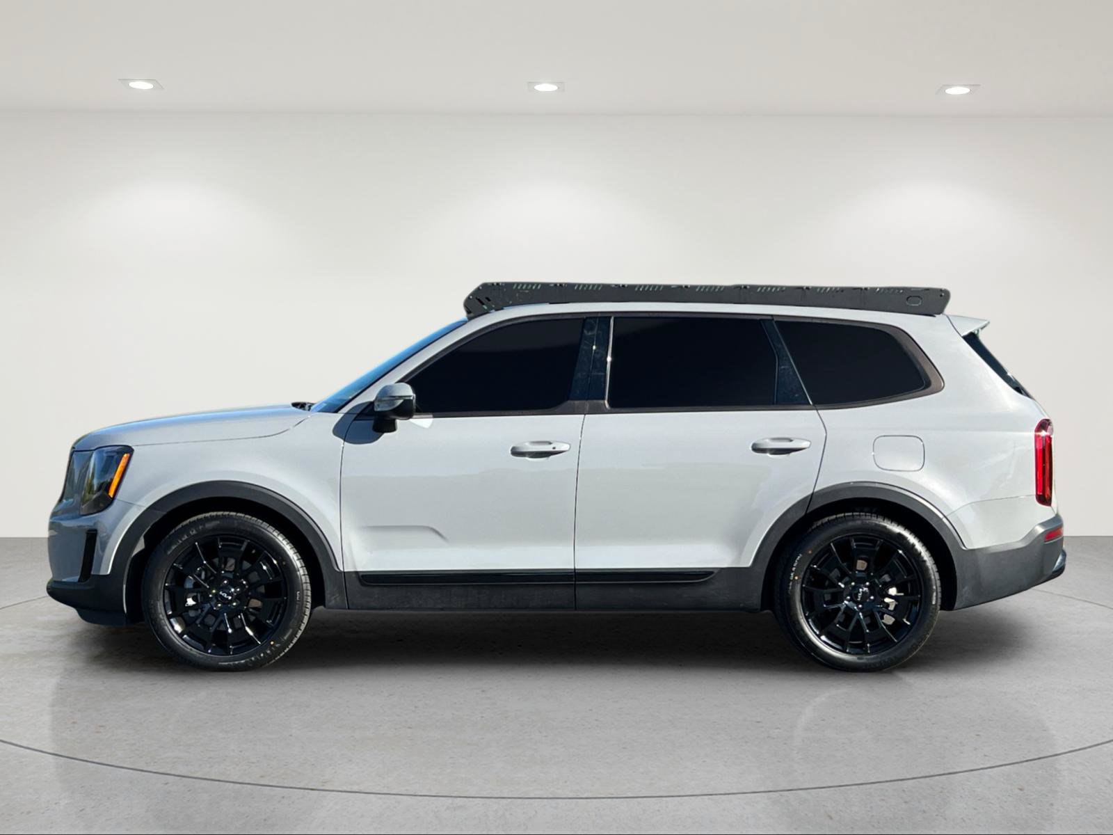 Used 2022 Kia Telluride EX w/ EX Premium Package AWD/4WD image 2
