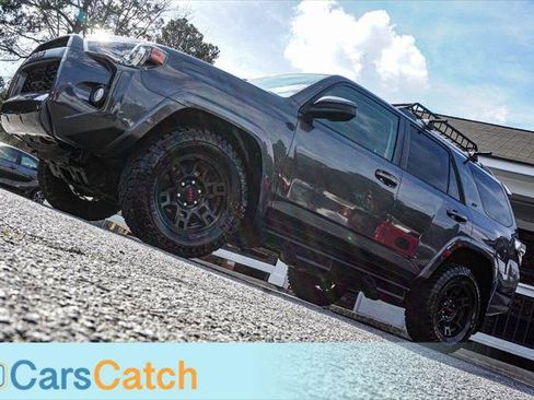 Used 2020 Toyota 4Runner SR5 image 4