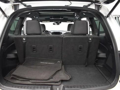 Used 2021 Honda Pilot Black Edition image 12