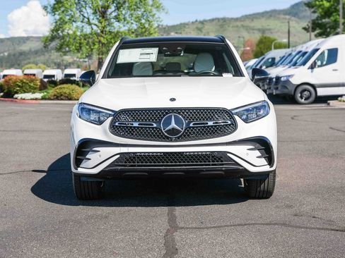 New 2026 Mercedes-Benz GLC 300 4MATIC image 2