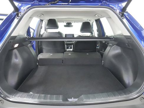 Used 2022 Toyota Corolla Cross XLE w/ Convenience Package AWD/4WD image 23