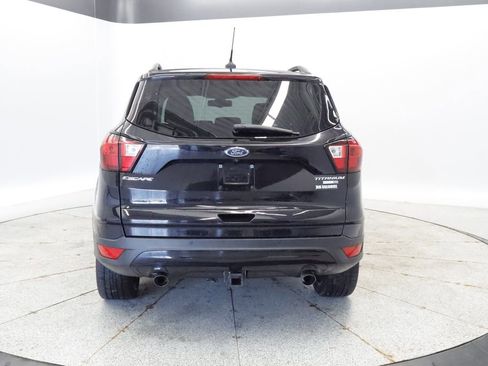 Used 2019 Ford Escape Titanium AWD/4WD image 4