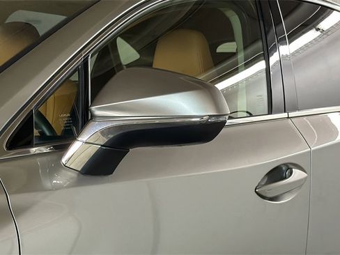 Used 2018 Lexus NX 300 AWD image 5