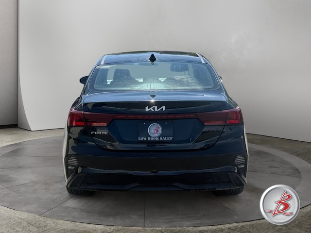 Used 2023 Kia Forte LXS FWD image 6