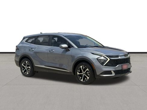Used 2023 Kia Sportage EX FWD image 3
