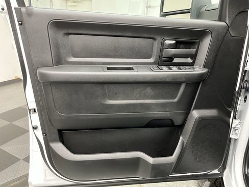 Used 2024 RAM 3500 Tradesman w/ Safety Group image 7