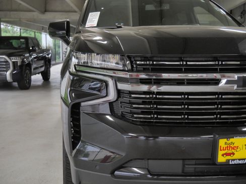 Used 2022 Chevrolet Tahoe RST w/ Sport Performance Package AWD/4WD image 49