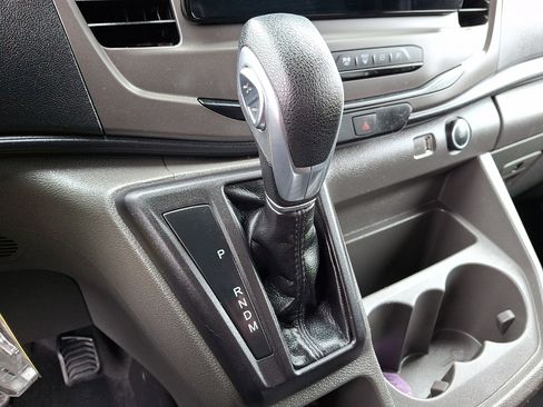 Used 2022 Ford Transit 350 XLT image 17