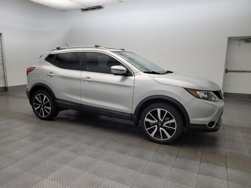 Used 2017 Nissan Rogue Sport SL FWD image 11