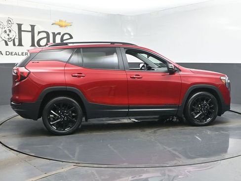 Used 2023 GMC Terrain SLE w/ Driver Convenience Package image 36