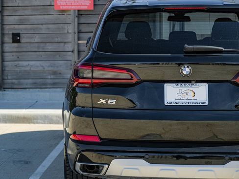 Used 2021 BMW X5 xDrive40i w/ Convenience Package image 42
