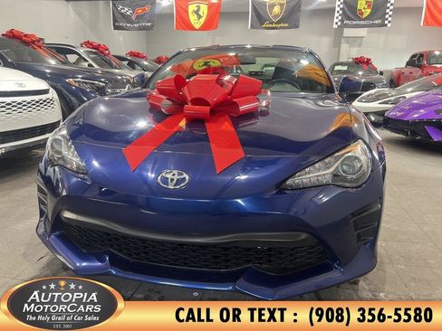 Used 2019 Toyota 86 image 1