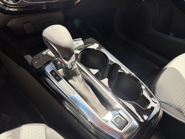 New 2026 Chevrolet Trax LT w/ Midnight Edition FWD image 29