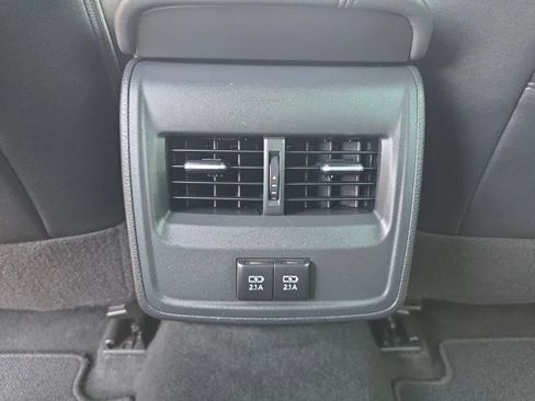 Used 2019 Toyota Avalon XLE FWD image 40