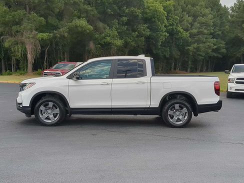 Used 2024 Honda Ridgeline TrailSport image 5