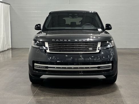 New 2026 Land Rover Range Rover Long Wheelbase SE AWD/4WD image 9