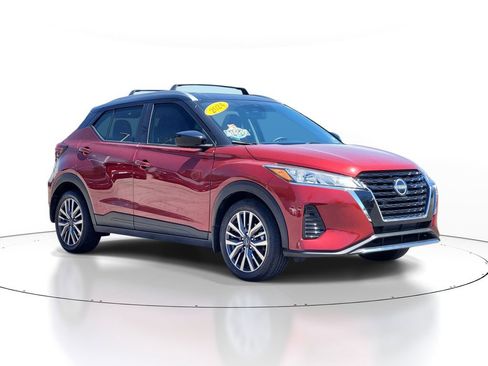 Used 2024 Nissan Kicks SV w/ Interior Electronics Package FWD image 1