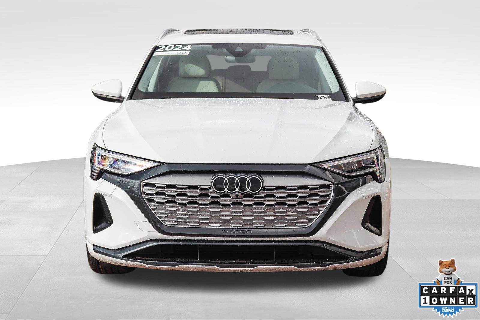 Used 2024 Audi Q8 e-tron Premium Plus AWD/4WD image 2