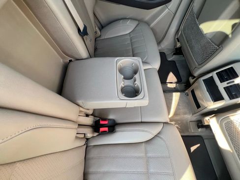 Used 2015 Mercedes-Benz GL 450 4MATIC image 40