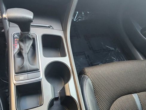 Used 2020 Kia Optima S image 44