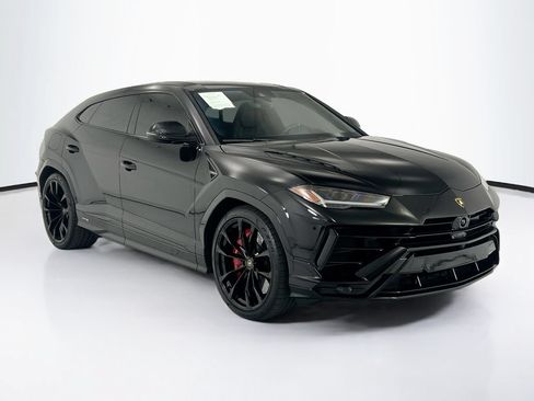 Used 2024 Lamborghini Urus S AWD/4WD image 3