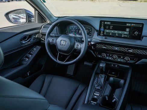 New 2025 Honda Accord EX-L image 11