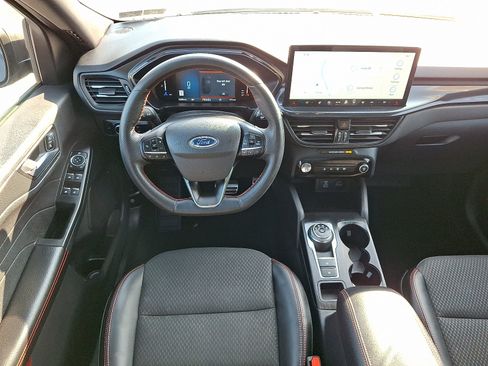Certified 2023 Ford Escape ST-Line w/ Tech Pack #1 AWD/4WD image 11