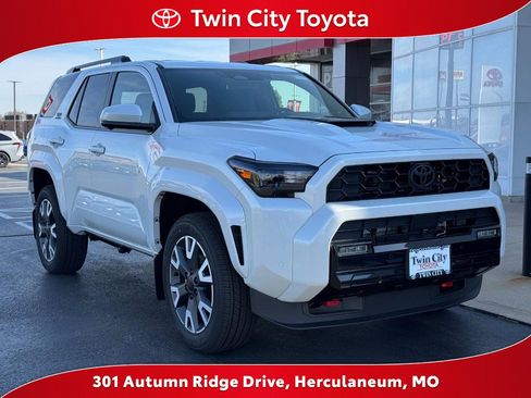 New 2026 Toyota 4Runner 4WD image 1
