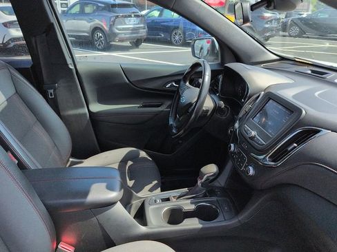 Used 2022 Chevrolet Equinox RS AWD/4WD image 10