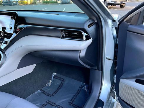 Used 2024 Toyota Camry LE FWD image 18