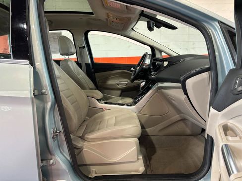 Used 2013 Ford C-MAX SEL image 16
