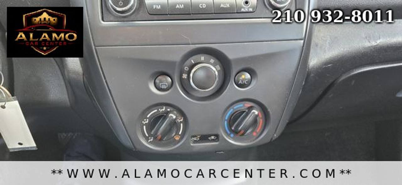 Used 2015 Nissan Versa S Plus FWD image 38