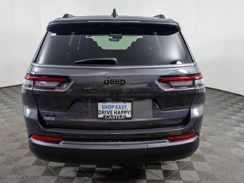 New 2026 Jeep Grand Cherokee L Limited image 18