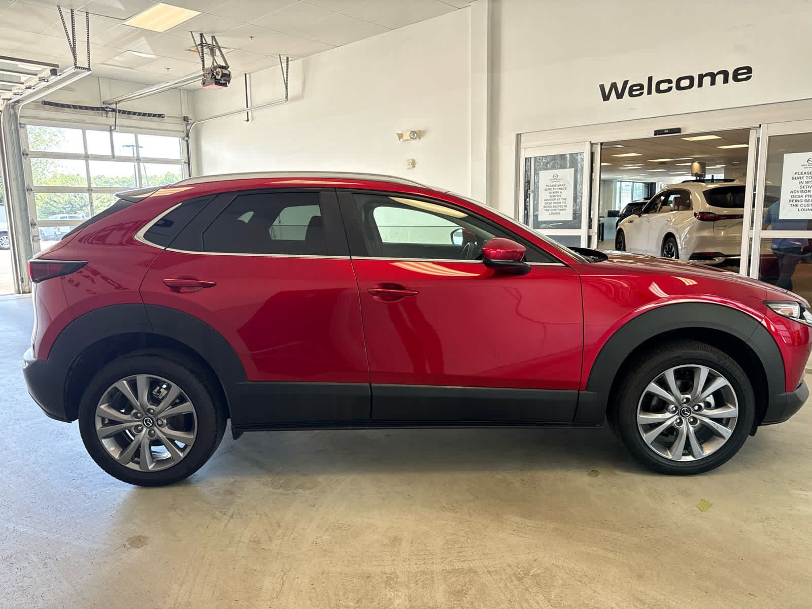 Certified 2025 MAZDA CX-30 AWD 2.5 S w/ Preferred Package image 8