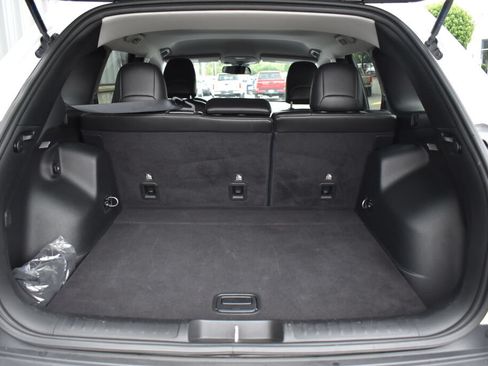 Used 2019 Jeep Cherokee Latitude Plus FWD image 21