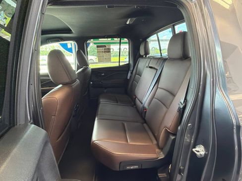 Used 2024 Honda Ridgeline RTL image 11