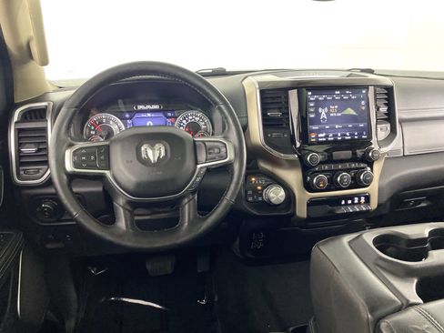 Used 2019 RAM 1500 Laramie AWD/4WD image 19