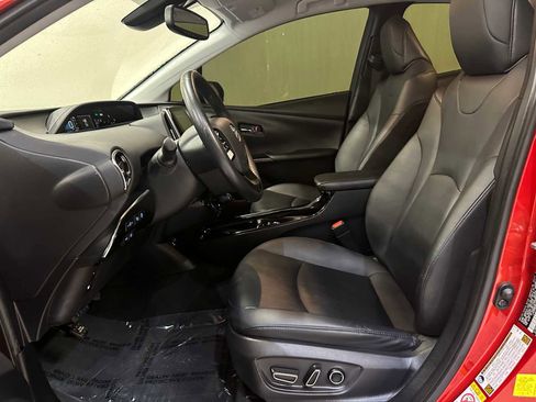 Used 2017 Toyota Prius Prime Advanced image 20