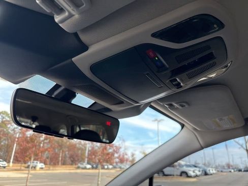 Used 2023 Subaru Outback Onyx Edition image 28