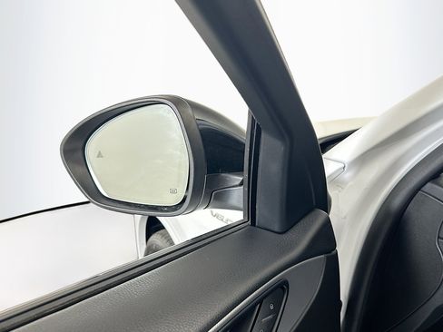 Used 2022 Alfa Romeo Stelvio Veloce image 16