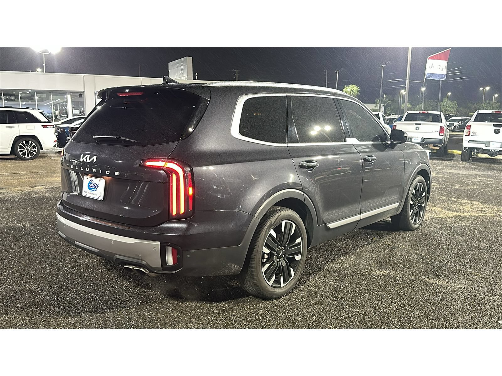 Used 2025 Kia Telluride SX FWD image 5