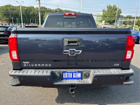 Used 2018 Chevrolet Silverado 1500 LTZ Z71 w/ Centennial Edition AWD/4WD image 29
