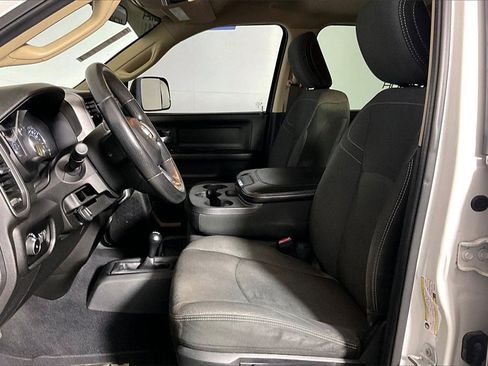 Used 2019 RAM 2500 Tradesman image 16