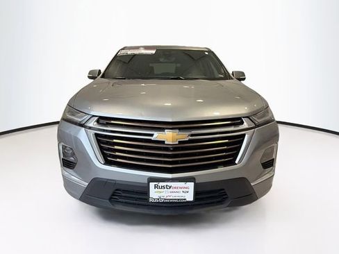Used 2023 Chevrolet Traverse High Country image 2