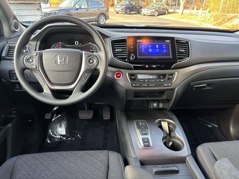 Used 2021 Honda Ridgeline Sport image 11