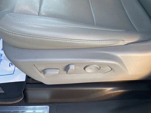 Used 2023 GMC Sierra 1500 SLT w/ SLT Premium Plus Package image 18