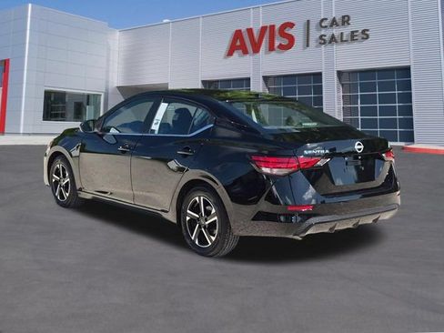Used 2025 Nissan Sentra SV FWD image 7
