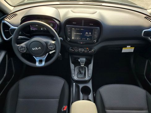 New 2025 Kia Soul LX image 15