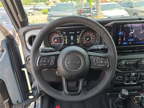 New 2026 Jeep Gladiator Sport AWD/4WD image 30